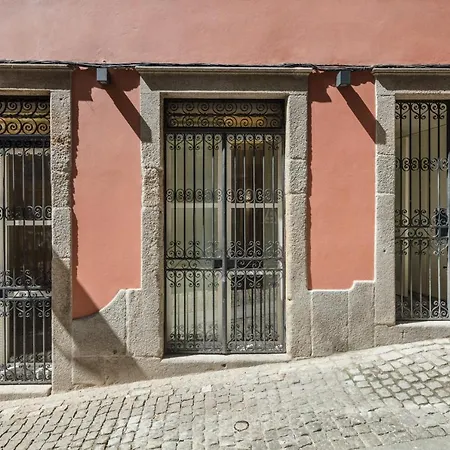 Hm - Ribeira São João 2e * Porto
